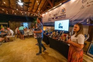 9AA88833-36A0-473D-8885-0D52C21F4AFE